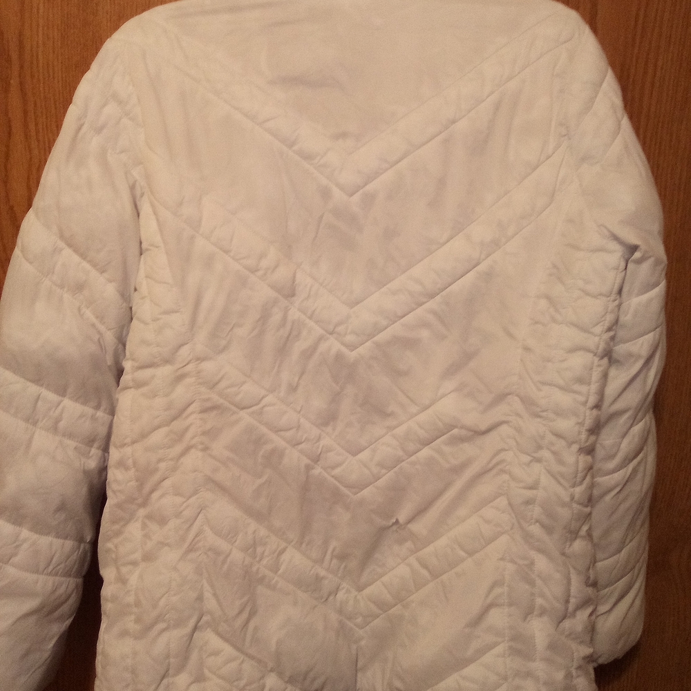 Women's White Puffer Jacket Size Medium By Xersion - Picture 7 of 7